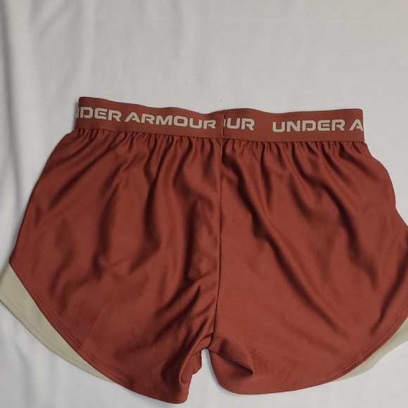 Under Armour Women's Athletic Shorts in Rust and Cream - Picture 5 of 8